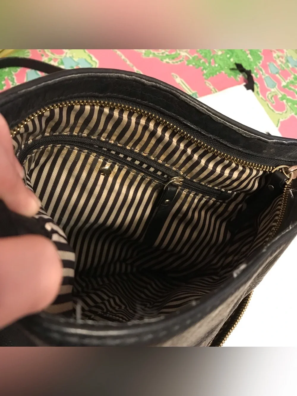 Kate Spade black and silver cobble hill Ellen crossbody purse